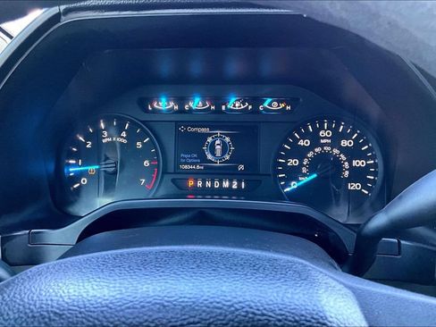 Used 2017 Ford F150 XL w/ Equipment Group 101A Mid AWD/4WD image 26