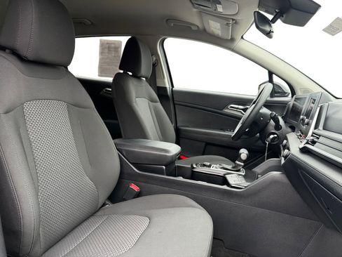 Certified 2025 Kia Sportage LX image 15