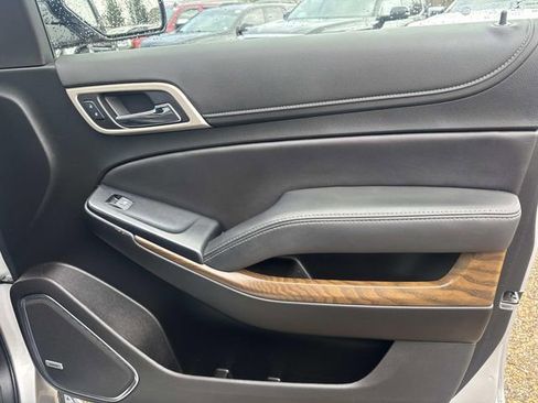 Used 2019 GMC Yukon Denali w/ Open Road Package image 18