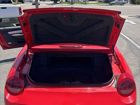 Used 2002 Ford Thunderbird image 16