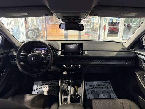 Used 2025 Honda Accord LX image 16
