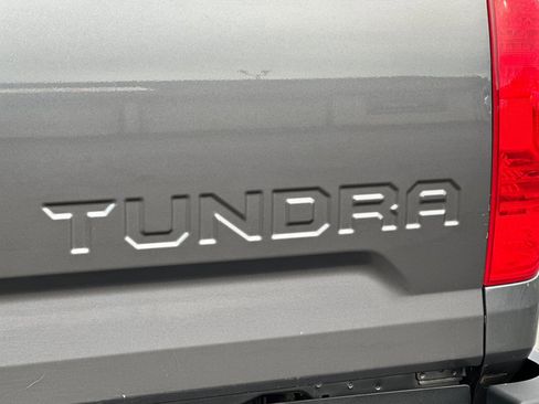 Used 2018 Toyota Tundra SR5 image 24