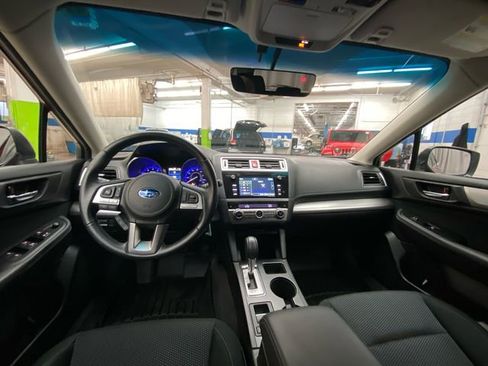 Used 2017 Subaru Outback 2.5i Premium image 26