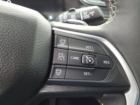 Certified 2024 Jeep Grand Cherokee L Altitude image 19