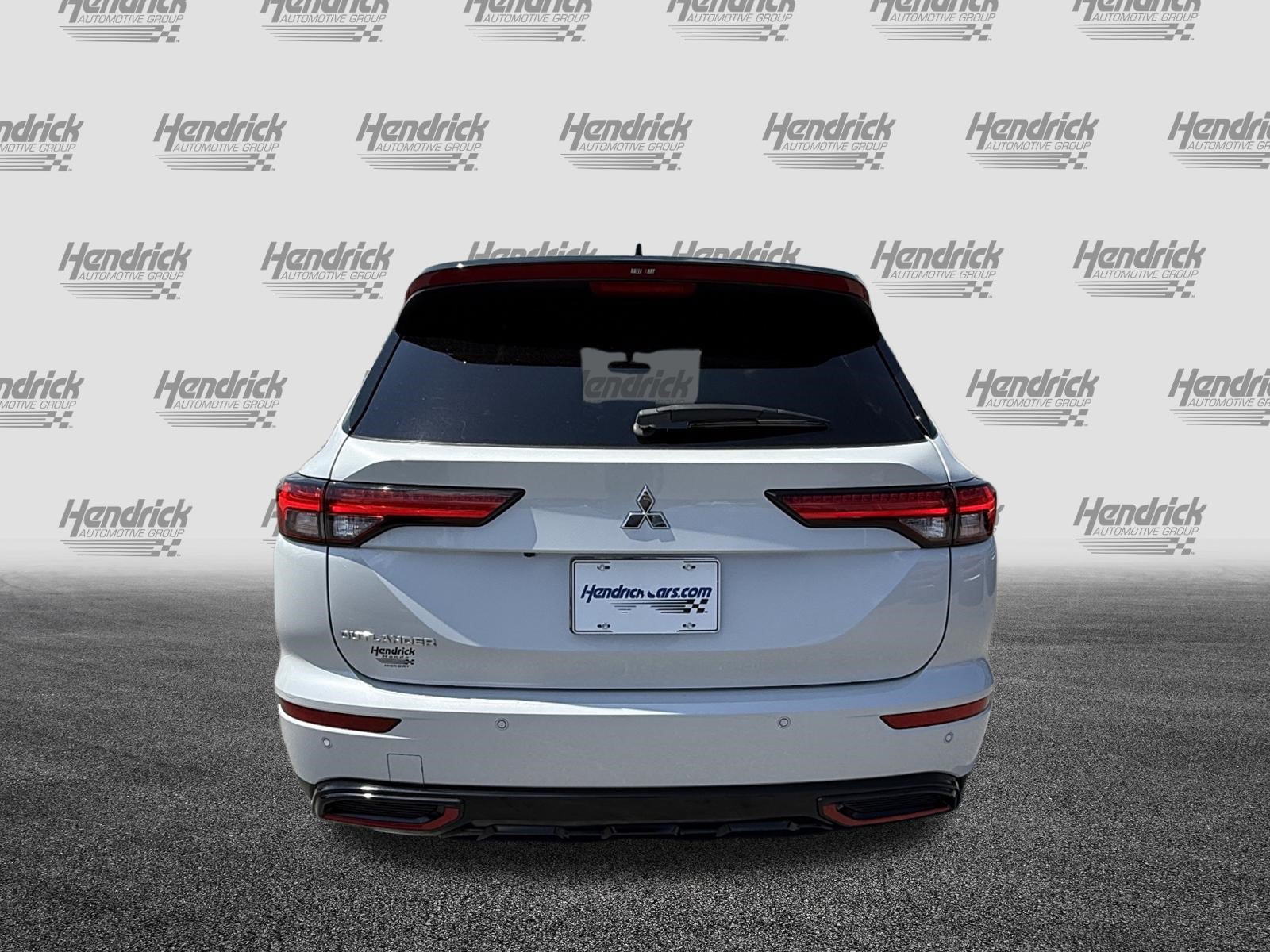 Used 2023 Mitsubishi Outlander Ralliart AWD/4WD image 6