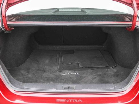 Certified 2024 Nissan Sentra SR w/ SR Premium Package image 27