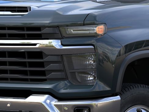 New 2026 Chevrolet Silverado 3500 LT w/ All Star Edition AWD/4WD image 10