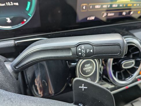 Used 2022 Mercedes-Benz GLA 250 4MATIC image 28