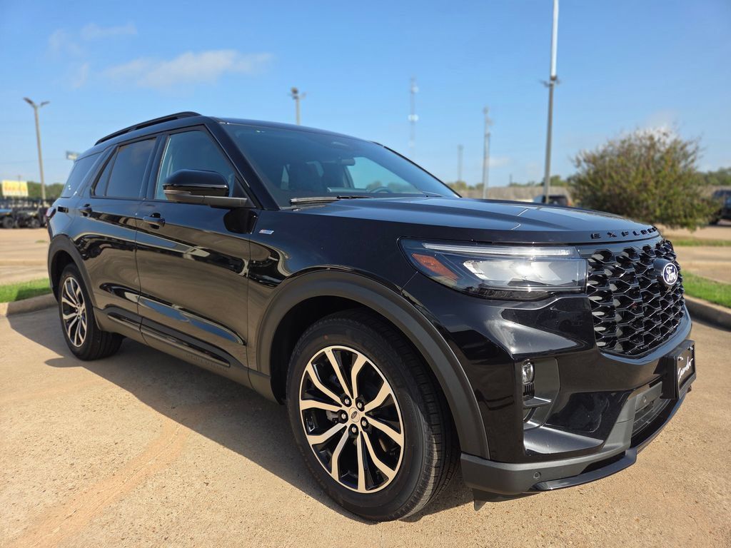 New 2027 Ford Explorer ST-Line RWD image 3