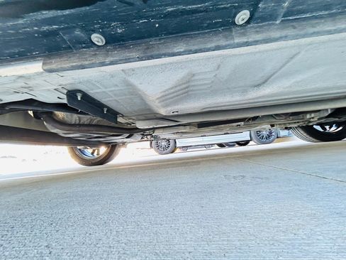 Used 2020 Nissan Kicks SV image 39