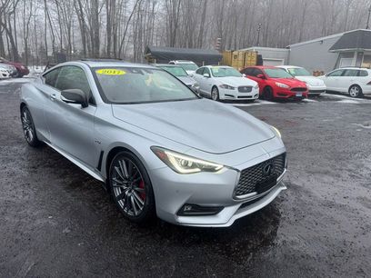 Used 2017 INFINITI Q60 Red Sport 400