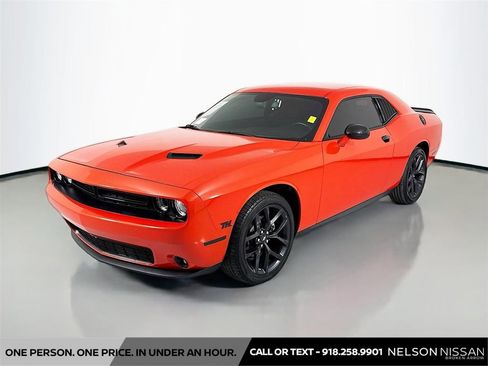 Used 2023 Dodge Challenger SXT w/ Blacktop Package RWD image 1