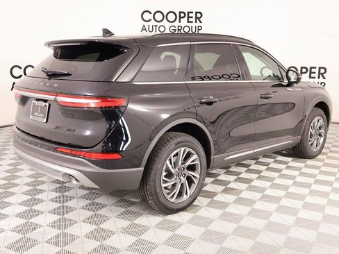 New 2026 Lincoln Corsair Premiere FWD image 22