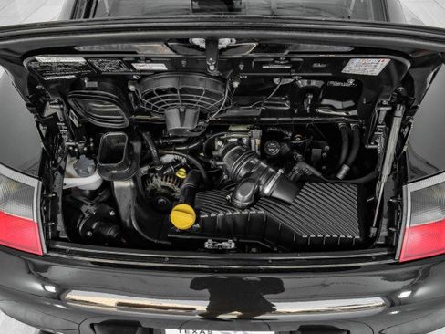 Used 2001 Porsche 911 Carrera 4 image 37