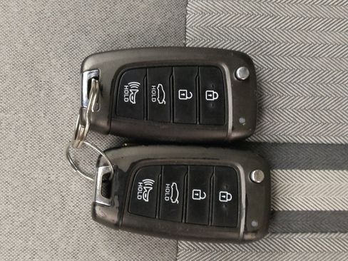 Used 2020 Hyundai Sonata SE FWD image 32
