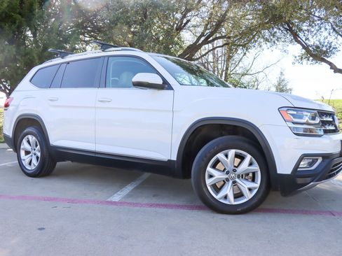 Used 2018 Volkswagen Atlas SEL image 1