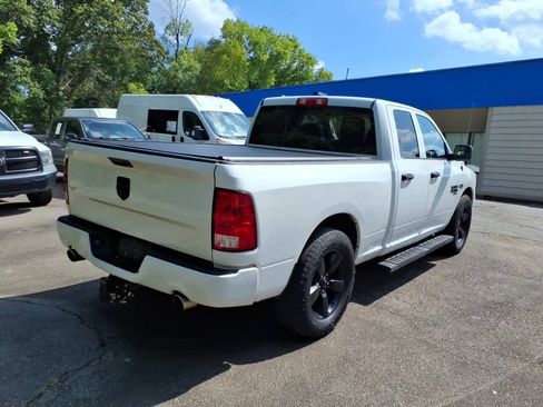 Used 2019 RAM 1500 Express w/ Express Value Package RWD image 3