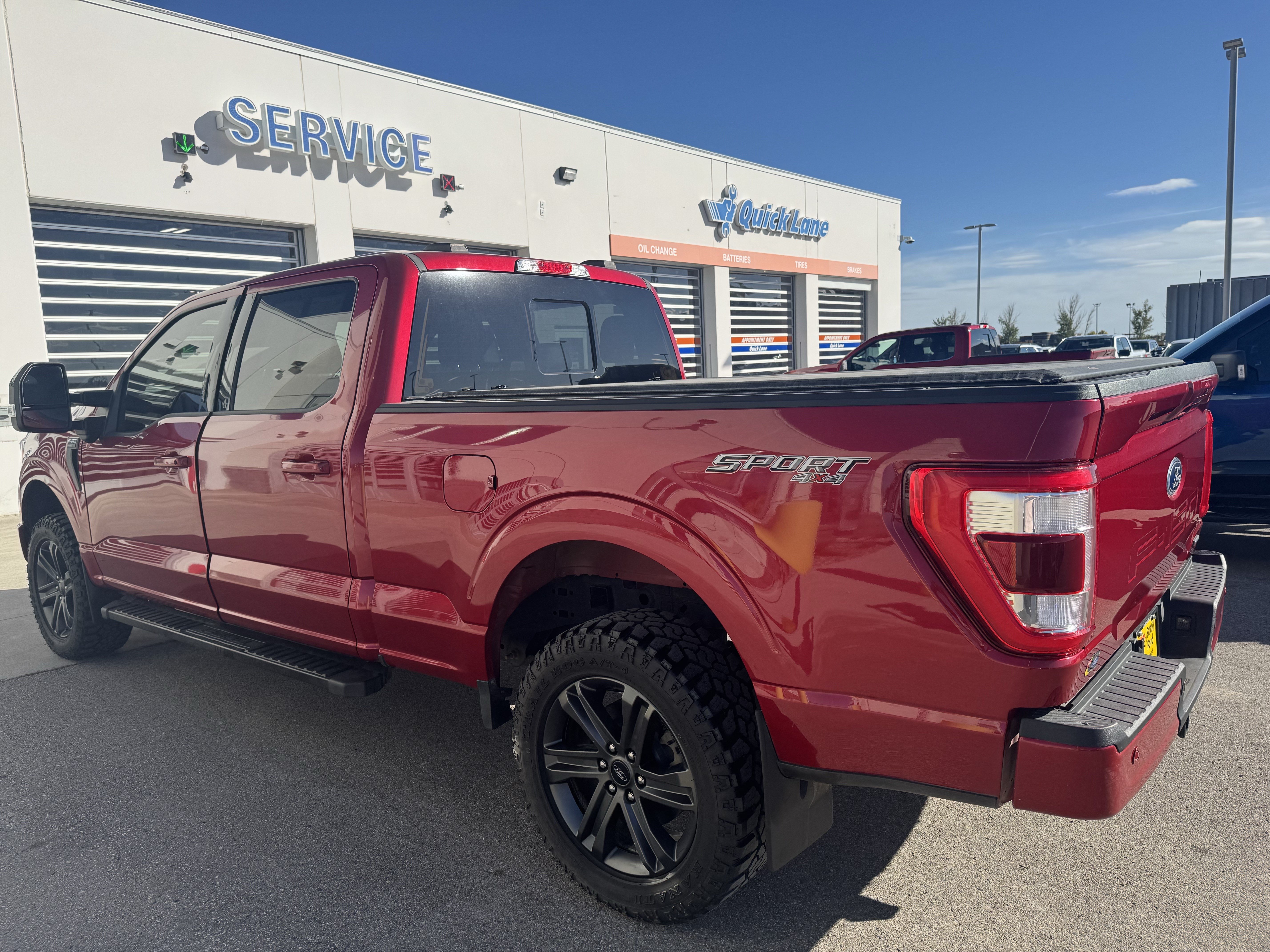 Used 2023 Ford F150 Lariat w/ Max Trailer Tow Package AWD/4WD image 5