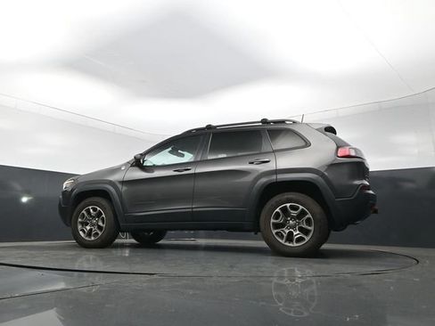 Used 2021 Jeep Cherokee Trailhawk w/ Trailer Tow Group AWD/4WD image 24
