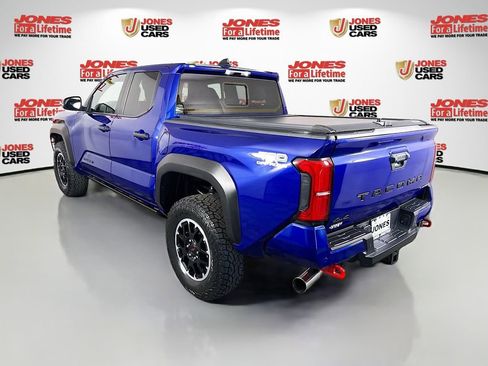 Used 2024 Toyota Tacoma TRD Off-Road w/ TRD Off Road Upgrade Package image 2