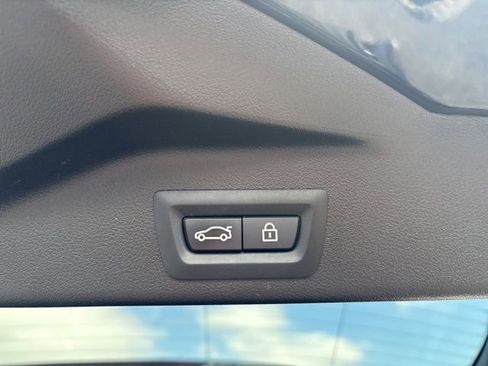 Used 2022 BMW X5 xDrive40i AWD/4WD image 53