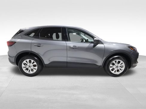 Used 2025 Ford Escape Active AWD/4WD image 5