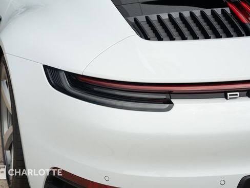 Used 2021 Porsche 911 Carrera S image 13