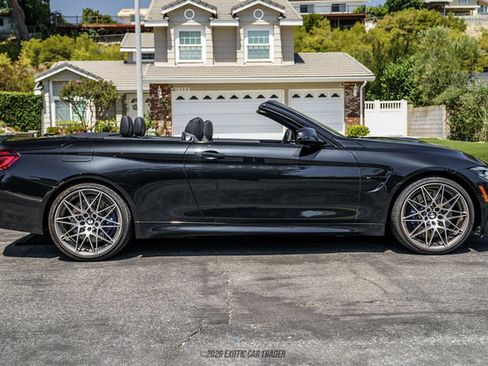 Used 2020 BMW M4 Convertible w/ Competition Package RWD image 9
