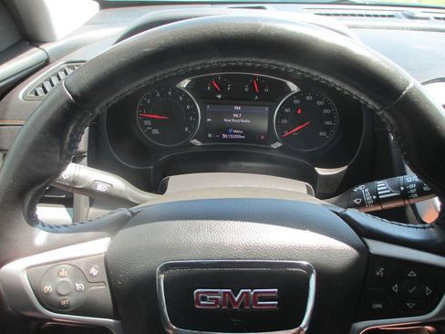 Used 2020 GMC Terrain SLE w/ Driver Convenience Package FWD image 26