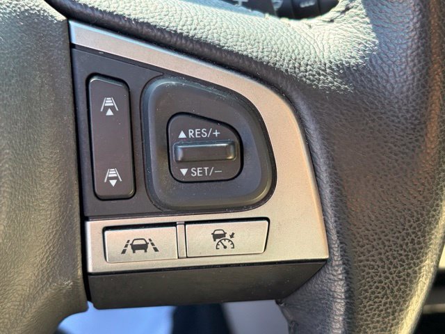 Used 2016 Subaru Outback 3.6R Limited AWD/4WD image 18
