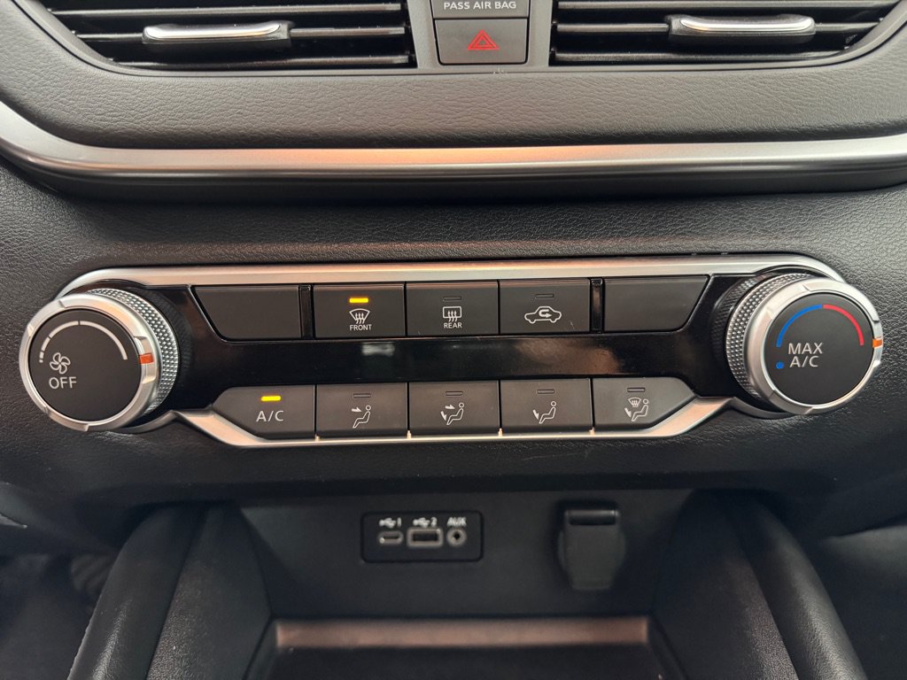 Used 2022 Nissan Altima 2.5 SR FWD image 14