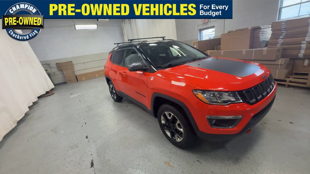 Used 2018 Jeep Compass Trailhawk w/ Navigation Group AWD/4WD image 2