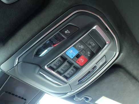 Used 2024 Jeep Wagoneer Limited AWD/4WD image 24