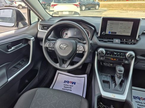 Used 2024 Toyota RAV4 XLE image 15
