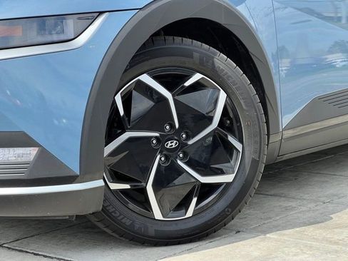 Used 2024 Hyundai Ioniq 5 SE AWD/4WD image 2