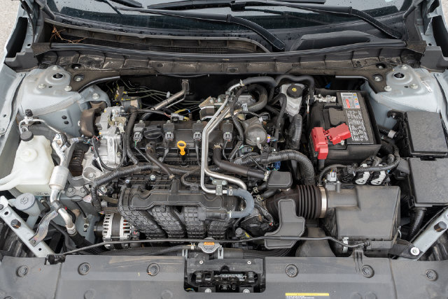 Used 2025 Nissan Altima 2.5 SR FWD image 3