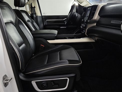 Used 2021 RAM 1500 Laramie image 31