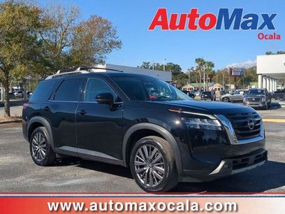 Used 2023 Nissan Pathfinder SL w/ SL Premium Package