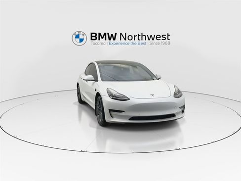 Used 2017 Tesla Model 3 Standard Range image 7