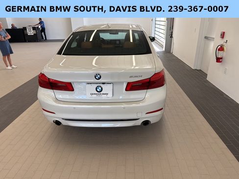 Used 2019 BMW 530i w/ Convenience Package image 9
