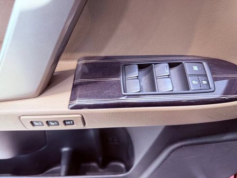 Certified 2021 Lexus GX 460 Premium w/ Premium Package AWD/4WD image 18