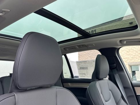 New 2026 Volvo XC90 B5 Plus w/ Protection Package AWD/4WD image 17
