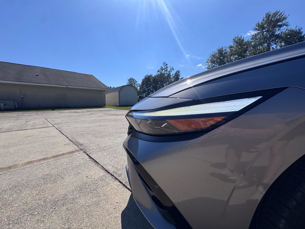 Used 2025 Hyundai Elantra SEL FWD image 10