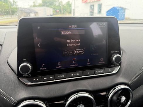 Used 2021 Nissan Sentra SV FWD image 17