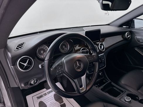 Used 2014 Mercedes-Benz CLA 250 image 10