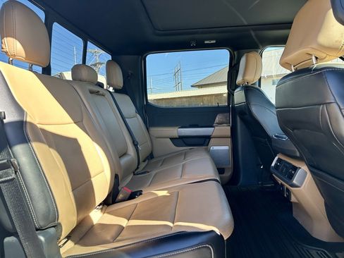 Used 2021 Ford F150 Lariat w/ Equipment Group 502A High image 11