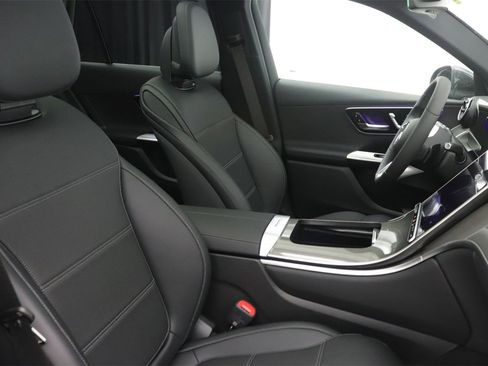 New 2026 Mercedes-Benz GLC 300 GLC 300 image 9