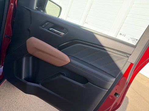 New 2026 GMC Canyon AT4 image 15