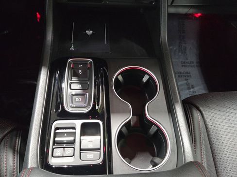 Used 2023 Honda Pilot Elite image 18