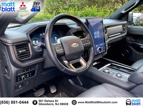 Used 2023 Ford Expedition Max Platinum image 11
